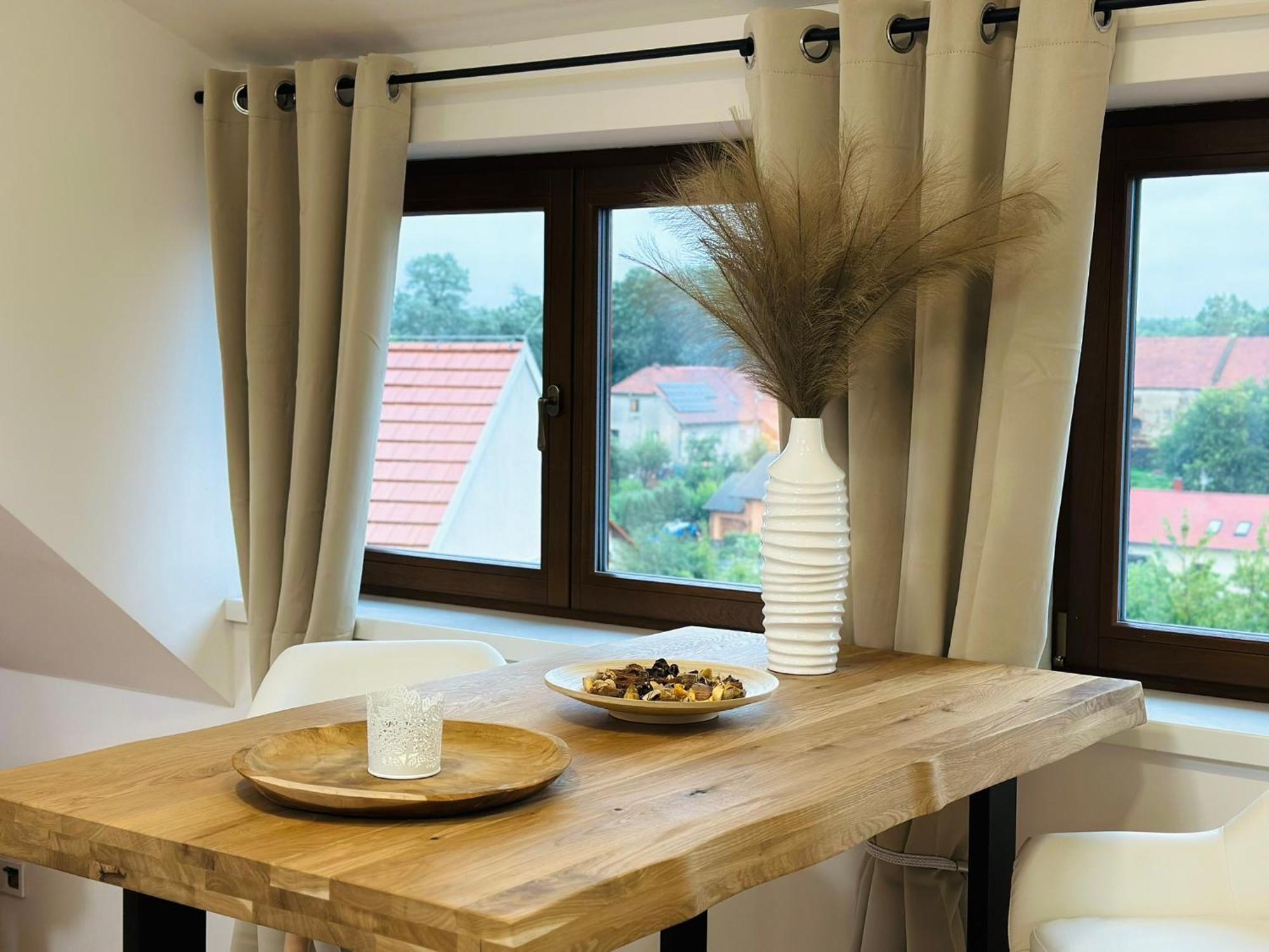 Studio Kralovice Apartment Praga Esterno foto